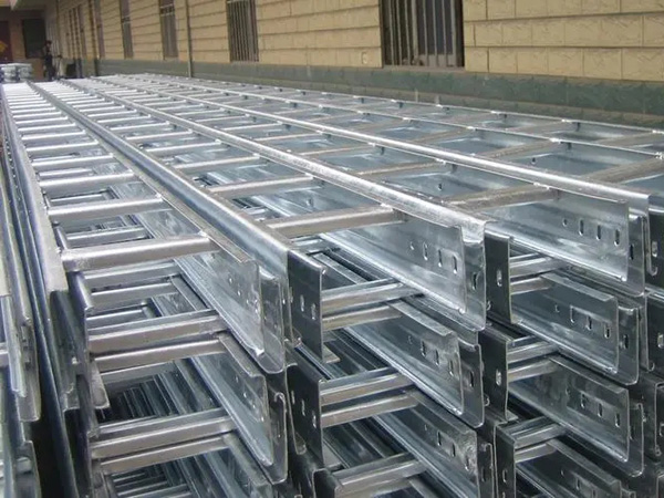 电缆桥架系统的接地要点要符合什么条件