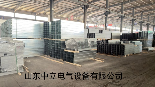 电缆桥架成品区・现货库存实拍